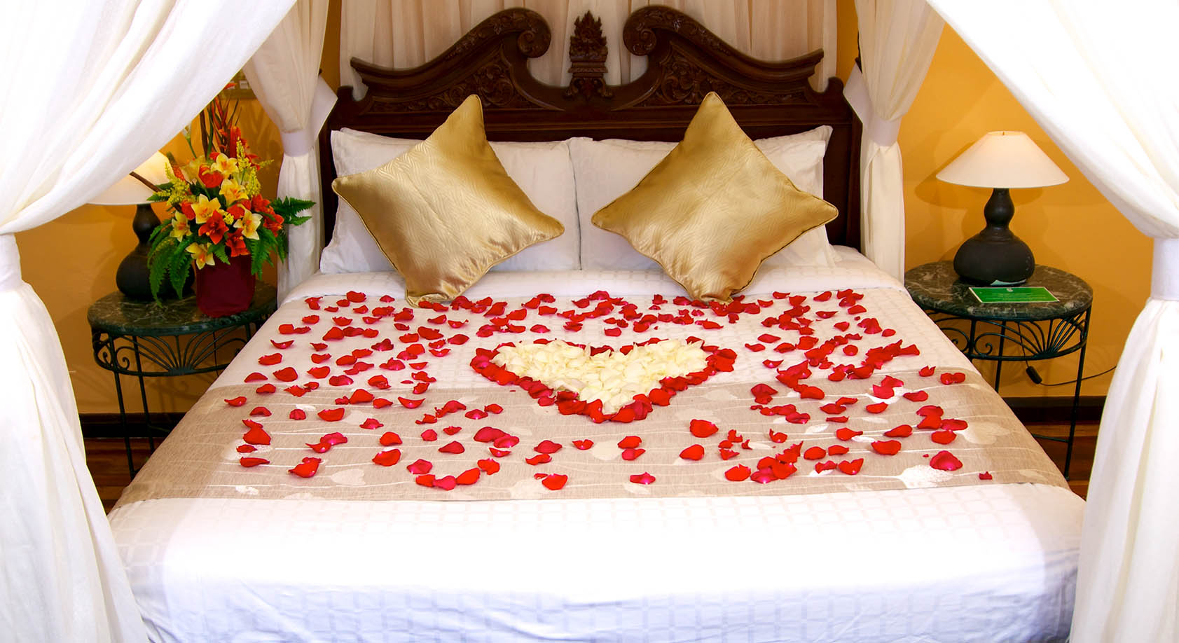 Rose Petals in Bed I-1683x918
